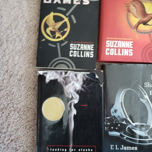 Books Hunger Games Fifty Shades Looking for Alaska - Picture 3 of 4